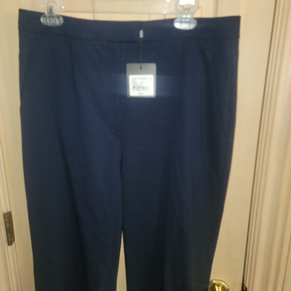 St. John Stretch Tropical Wool Cropped Pant With Bottom Cuff Misses sz 12 NWT - Picture 10 of 12